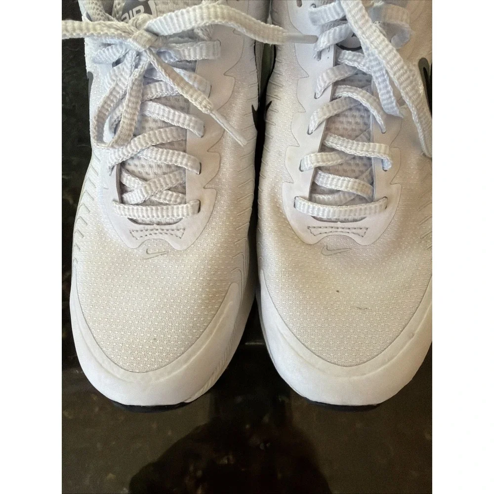 Men's Nike Air Max Nuaxis Fd4329-002 White Grey Red Black Sz 7.5 Sneakers Shoes